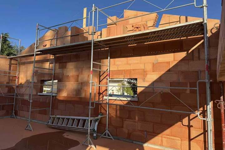 Réalisation de fondations maçonnées pour construction neuve